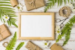 How to decorate a photo frame?