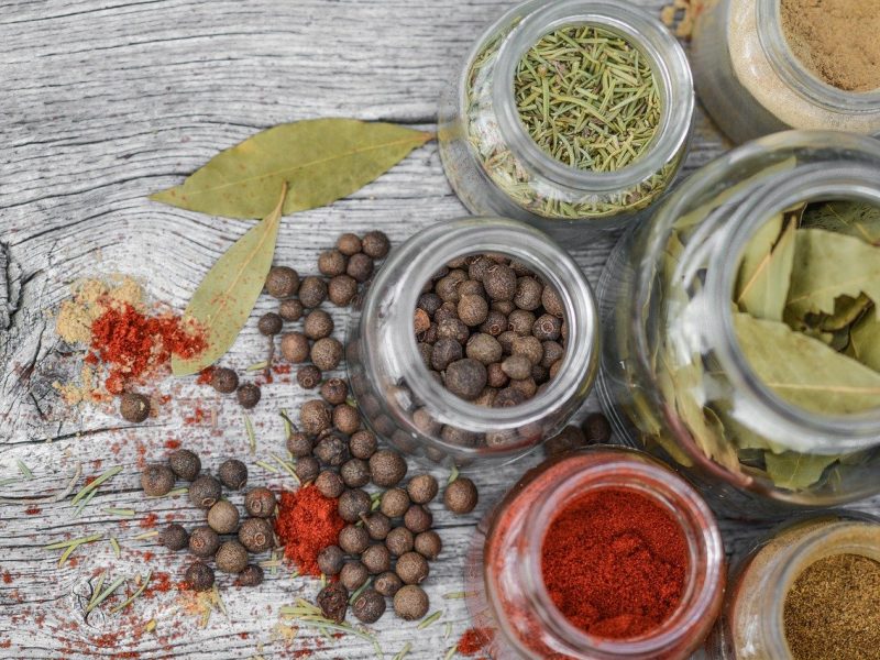 DIY spice containers step by step