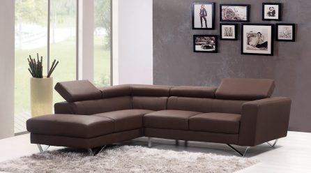 When should you decide to buy a sofa cover? How to extend the life of the product in an aesthetic way
